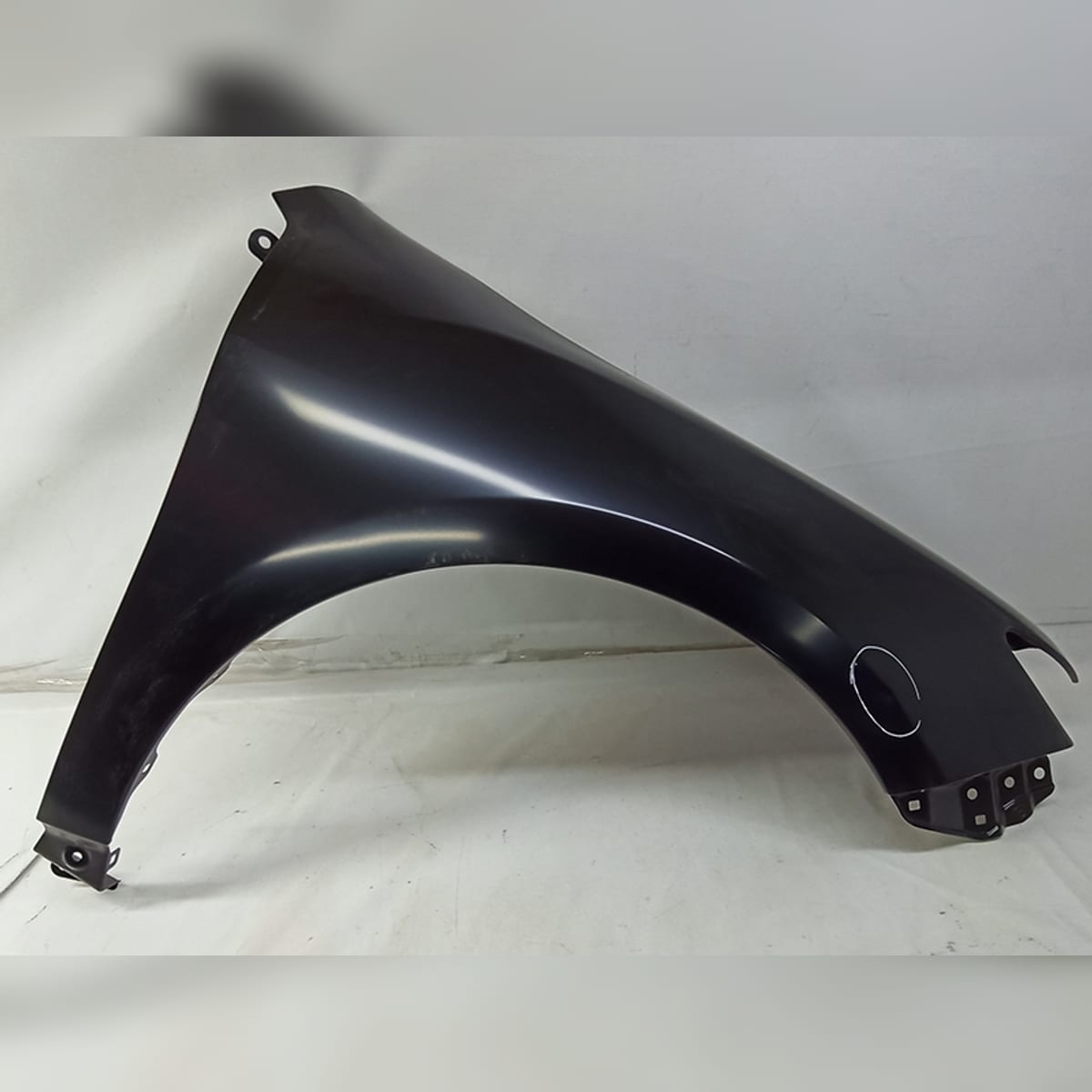 Крыло TOYOTA CAMRY 11- RH (уценка на 25%) D255381133210U001