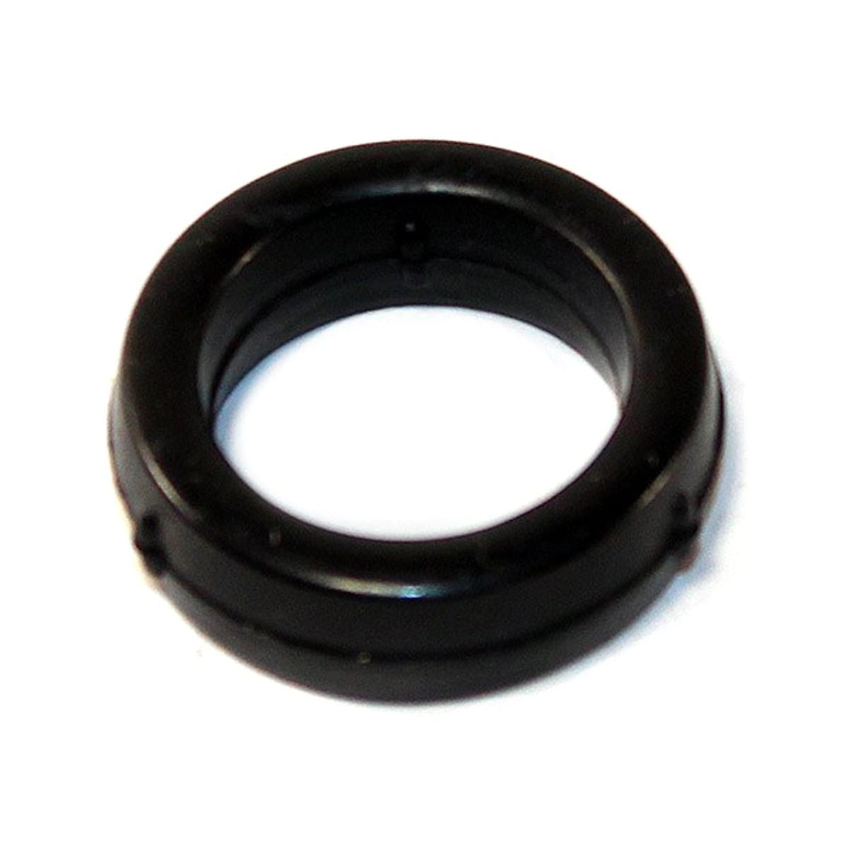 SAT Прокладка клапанной крышки Nissan Primera 90-96 / Serena 91-01 SR18DE;SR18DI;SR20D;SR20DE;SR20DET;SR20DI;SR20DT