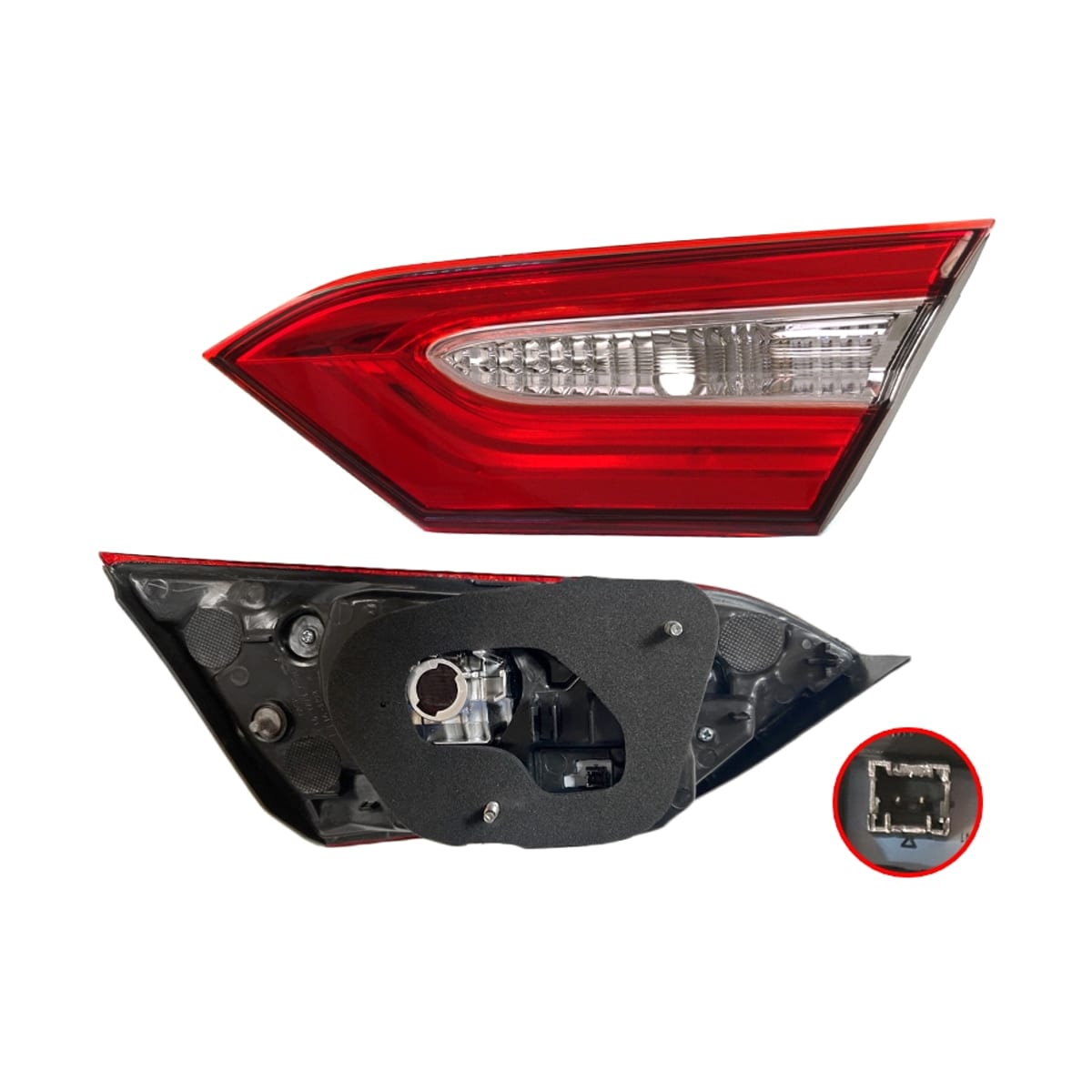 SAT Фонарь в крышку багажника Toyota Camry (XV70) 17-22 (Справа)