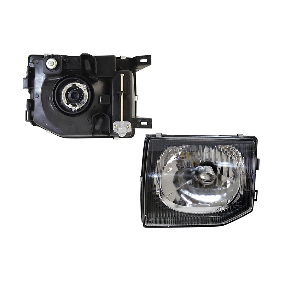 SAT Фара Mitsubishi Pajero 97-00 (Слева) ST2141146L