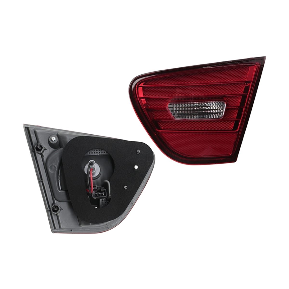 SAT Фонарь в крышку багажника Hyundai Elantra 06-12 / Avante 06-11 (Справа)