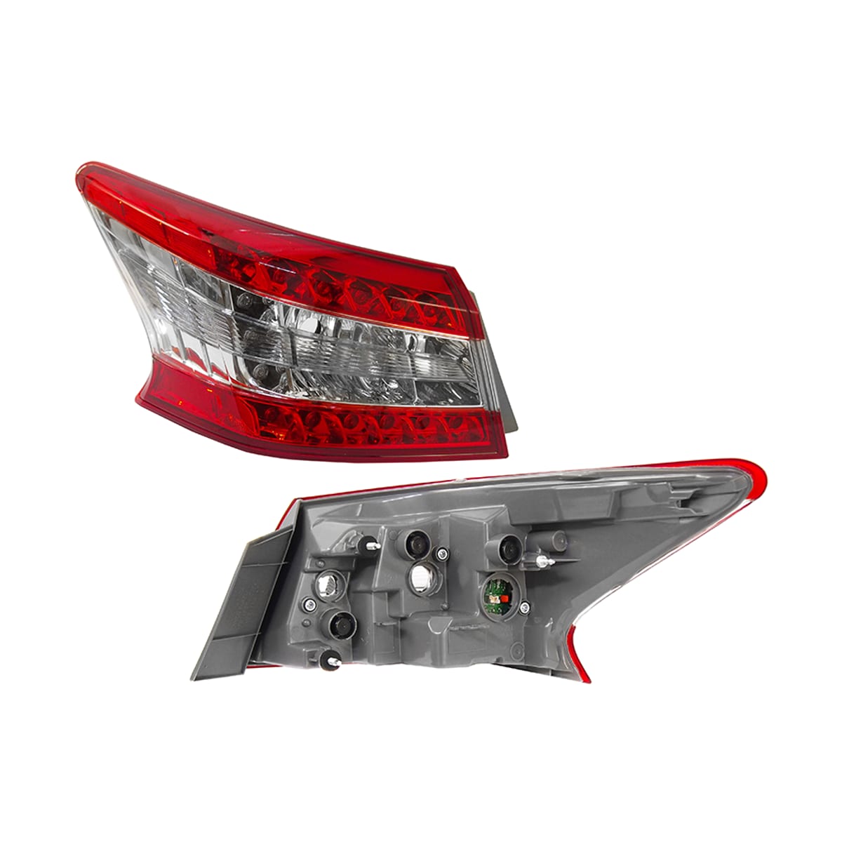 SAT Фонарь задний Nissan Sentra 12-19 / Sylphy 12-20 (Слева/ LED)